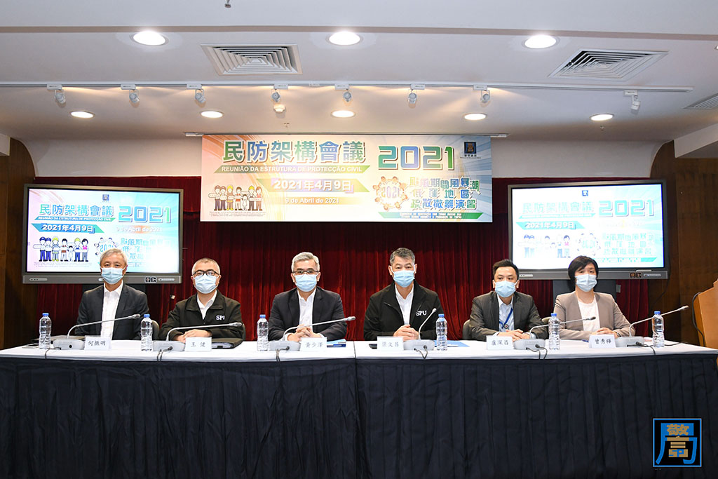 20210409430274.jpg 各民防架构成员代表就风季前的准备工作及演习内容进行交流.jpg