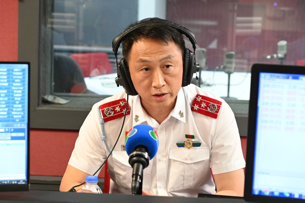 03葉華釗助理關長.jpg