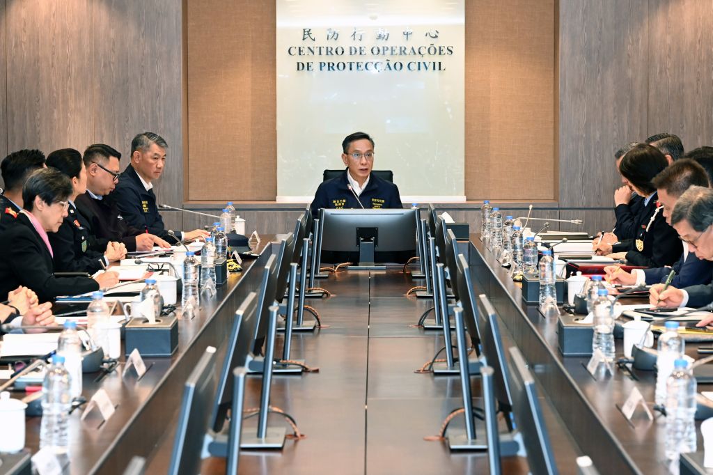 news134135_04.jpg